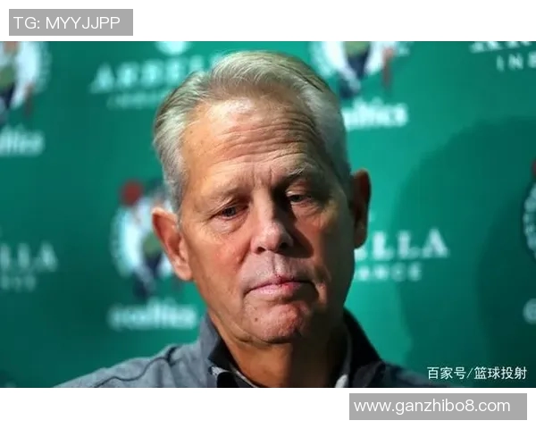 武汉羽毛球队意识争议引发热议球员表现与团队精神的深度探讨